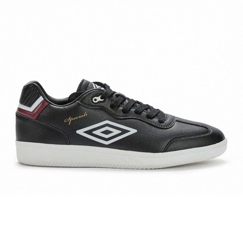 40429U-LEB Umbro Calzados Lifestyle Masculino Moda Speciali Terrace Black/White/New Claret