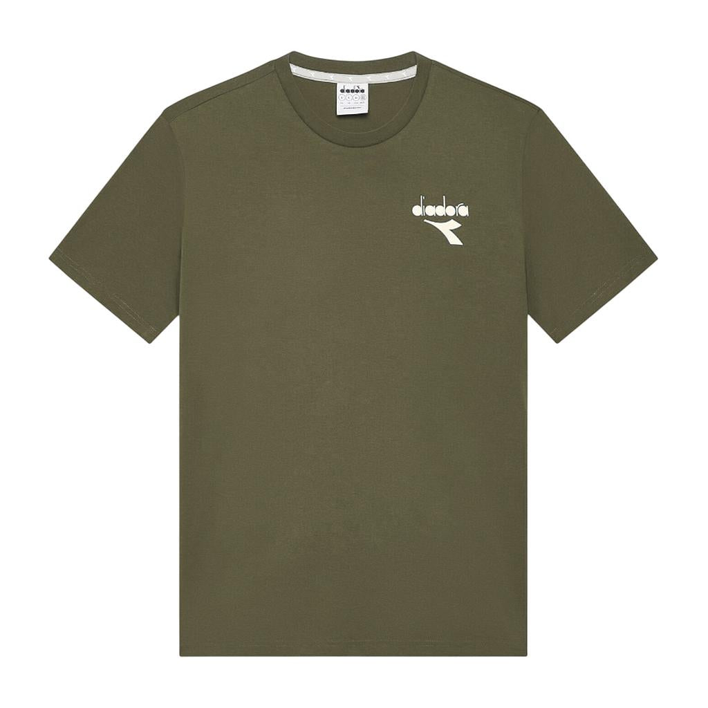 102.181182-70229 DIADORA PRENDAS REMERAS MASCULINO MODA T-SHIRT SS ESS. SPORTS SL GREEN RIFLE